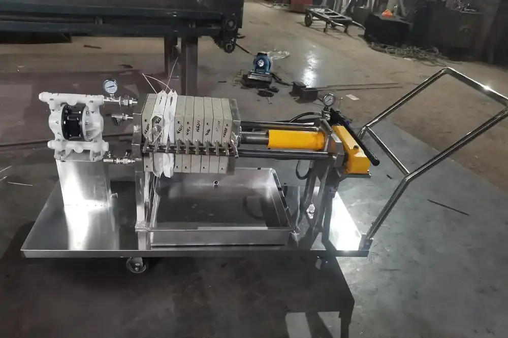 40-m²-standard-pilot-diaphragm-filter-press-view-2.webp
