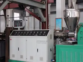 CNC Injection Molding Machine
